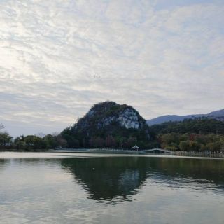 清风拂面