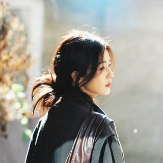 沈亦蓁_